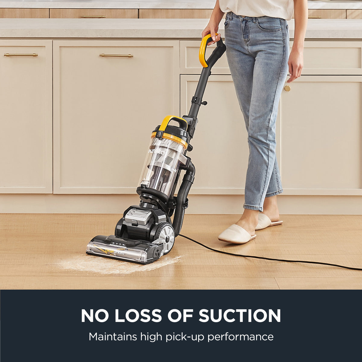 700W Upright Vacuum Cleaner with 2.2L Dust Cup
