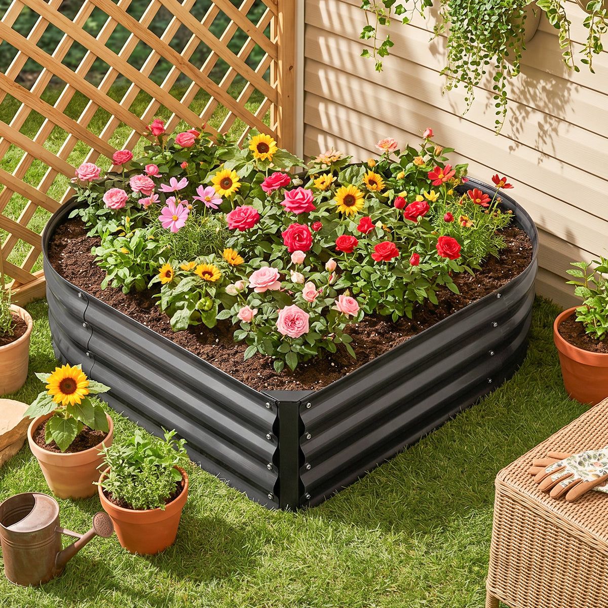 Heart-shaped Galvanised Steel Raised Garden Bed
