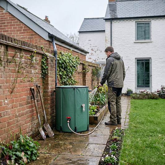 Collapsible Rain Barrel with Filter