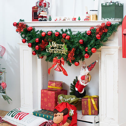 Elegant Christmas Wreath