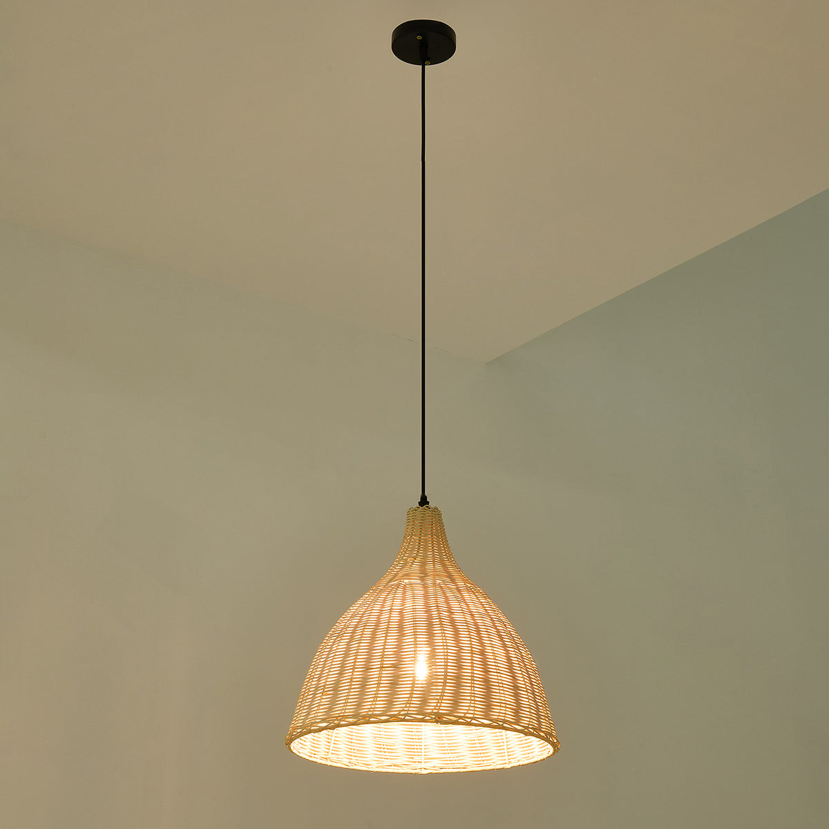 Rattan-Woven Pendant Light