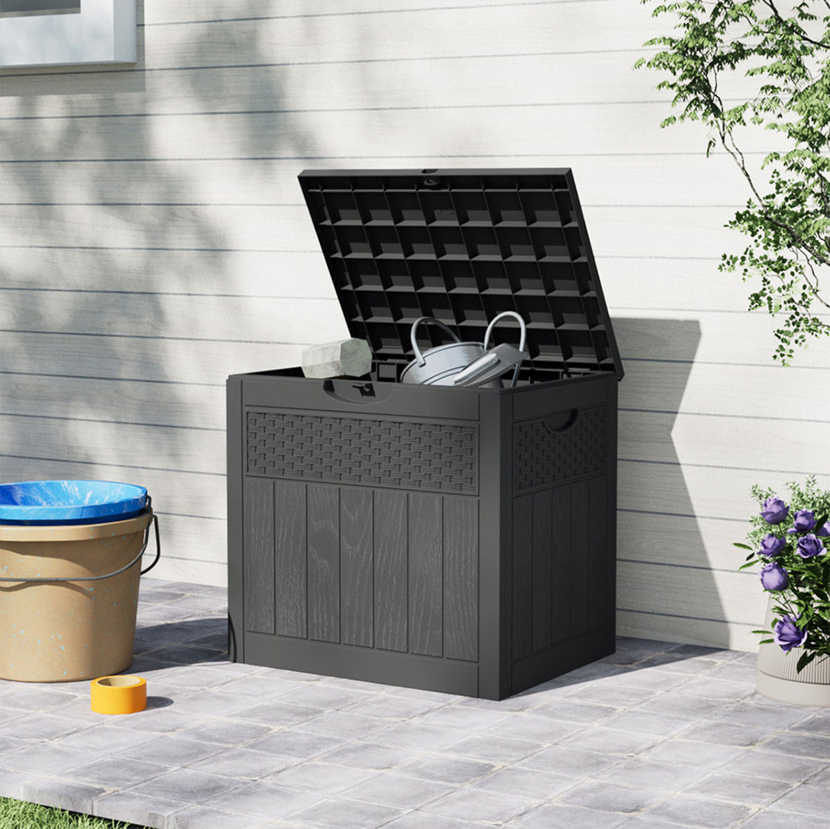 126L Waterproof Plastic Storage Box with a Padlock